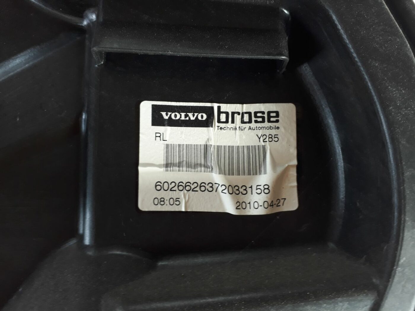 Stikla pacelšanas mehānisma panele priekš VOLVO V70 2010 2 Stikla pacelšanas mehānisma panele priekš VOLVO V70 2010