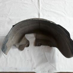 Aizmugurējais kreisais paspārns priekš VOLVO V70 2010