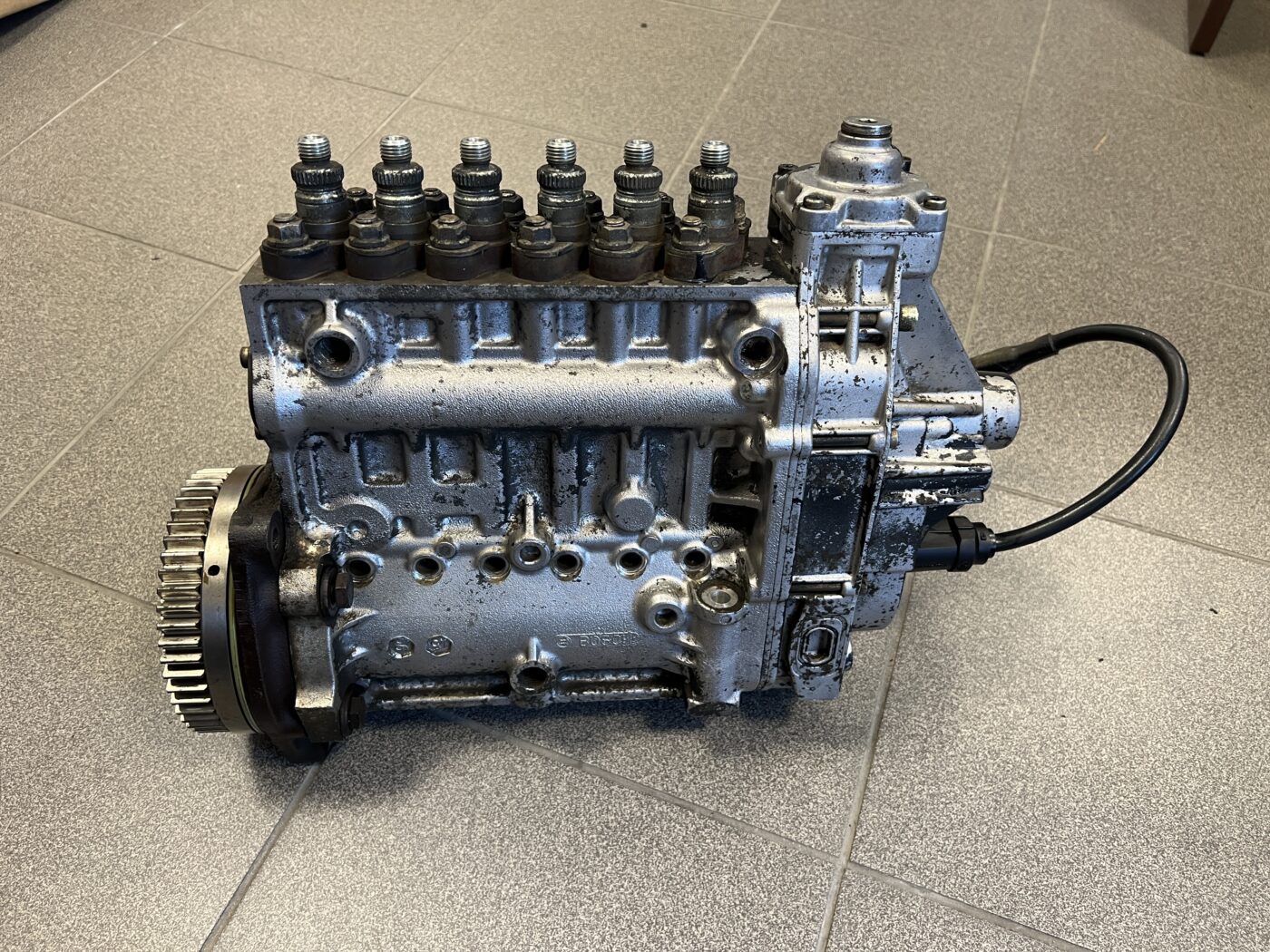 Augstspiediena degvielas sūknis priekš MAN TGA F2000 1 Augstspiediena degvielas sūknis priekš MAN TGA F2000