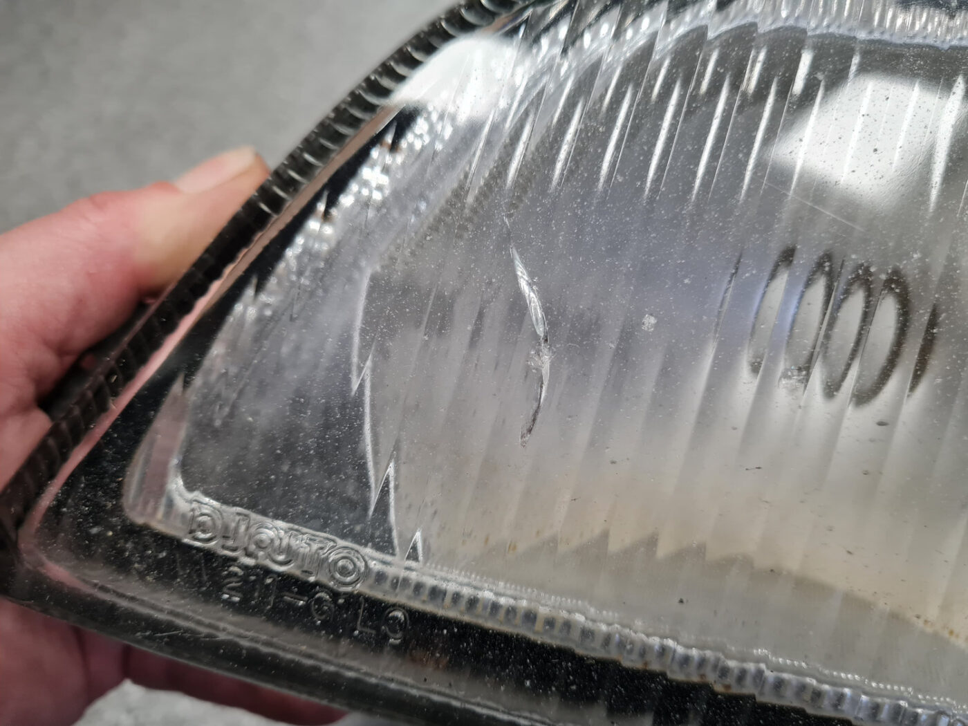 Priekšējais kreisais lukturis priekš VOLVO V70 2000 10 Priekšējais kreisais lukturis priekš VOLVO V70 2000