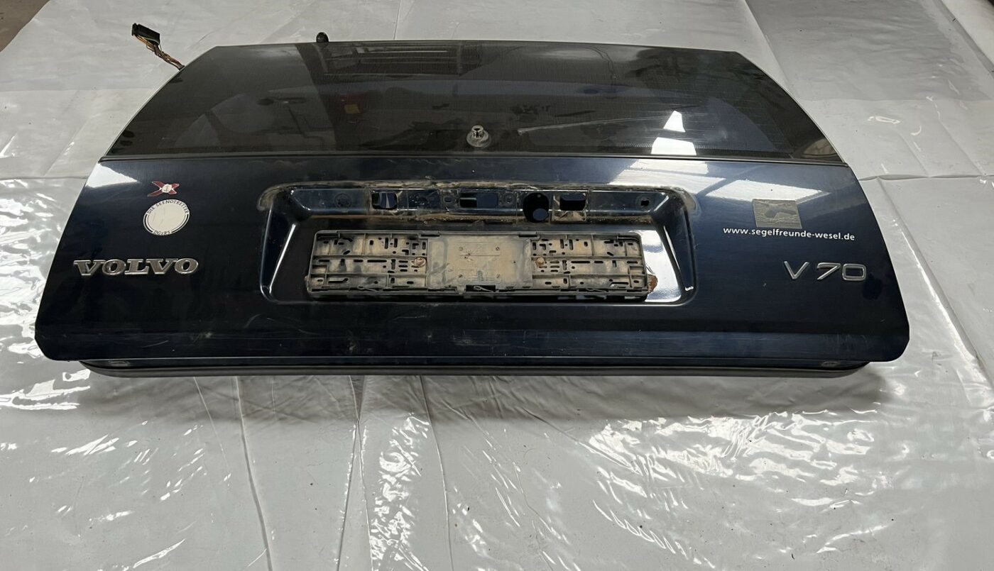 Bagāžnieka vāks priekš VOLVO V70 2000 10 Bagāžnieka vāks priekš VOLVO V70 2000