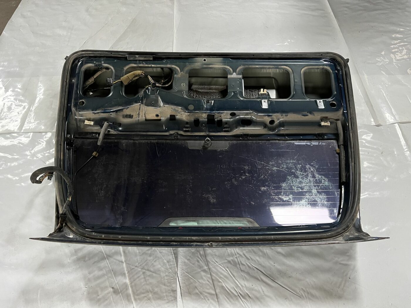 Bagāžnieka vāks priekš VOLVO V70 2000 7 Bagāžnieka vāks priekš VOLVO V70 2000