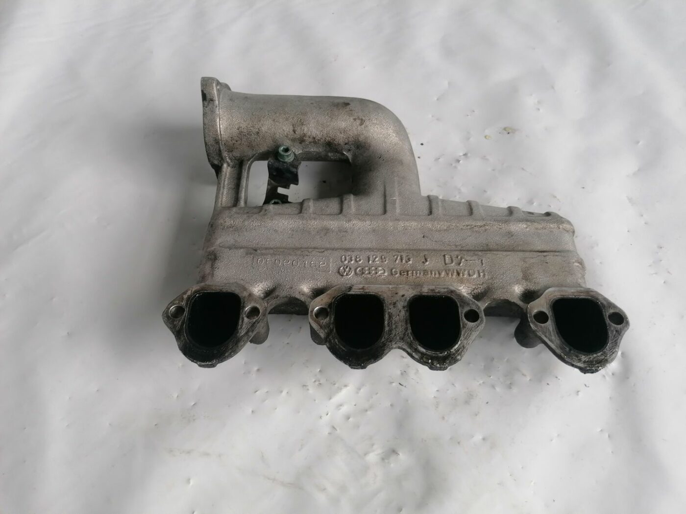 Ieplūdes kolektors priekš VW NEW BEETLE 2001 6 Ieplūdes kolektors priekš VW NEW BEETLE 2001