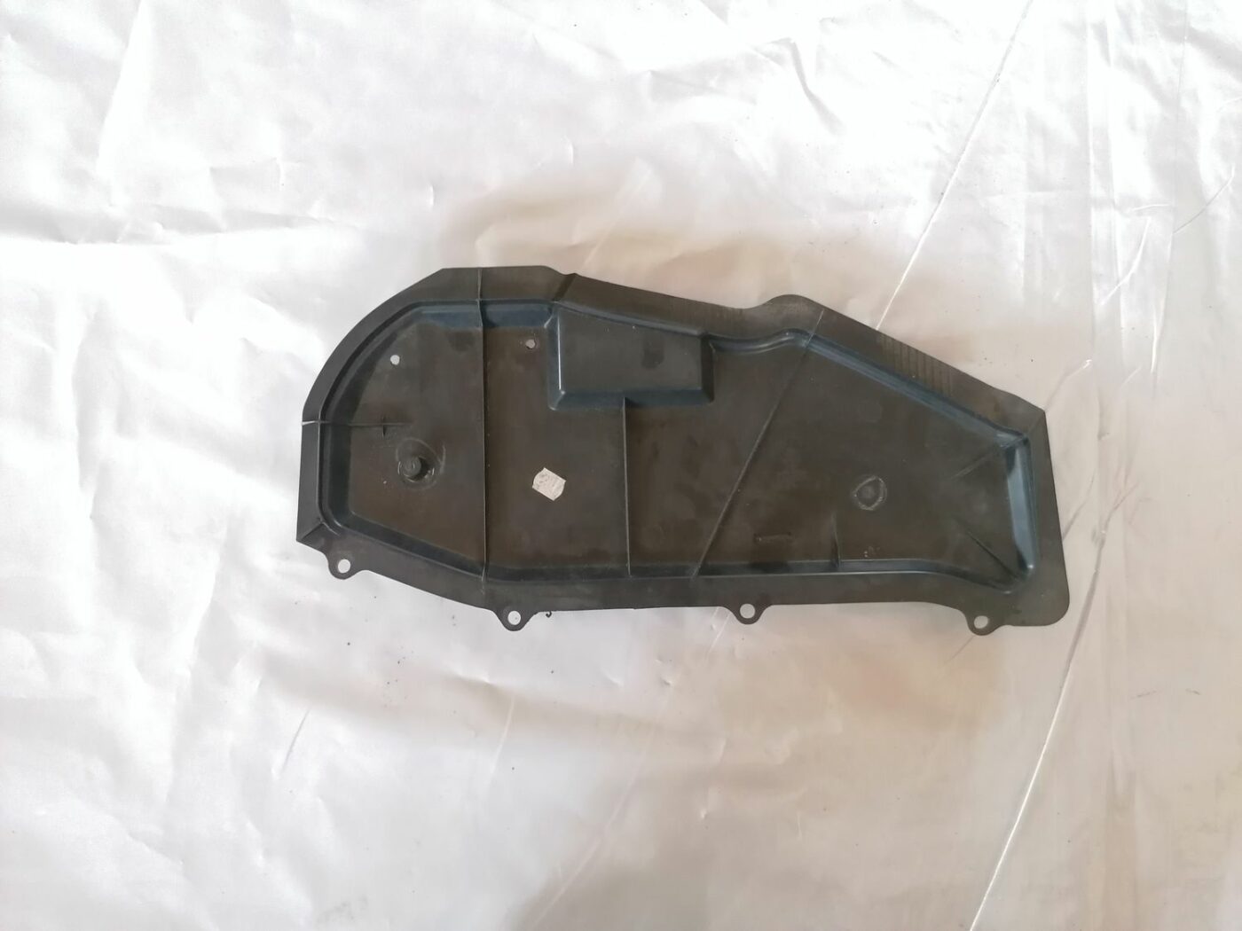 Salona plastmasa priekš VW NEW BEETLE 2001