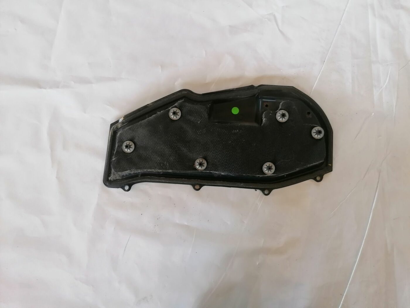 Salona plastmasa priekš VW NEW BEETLE 2001