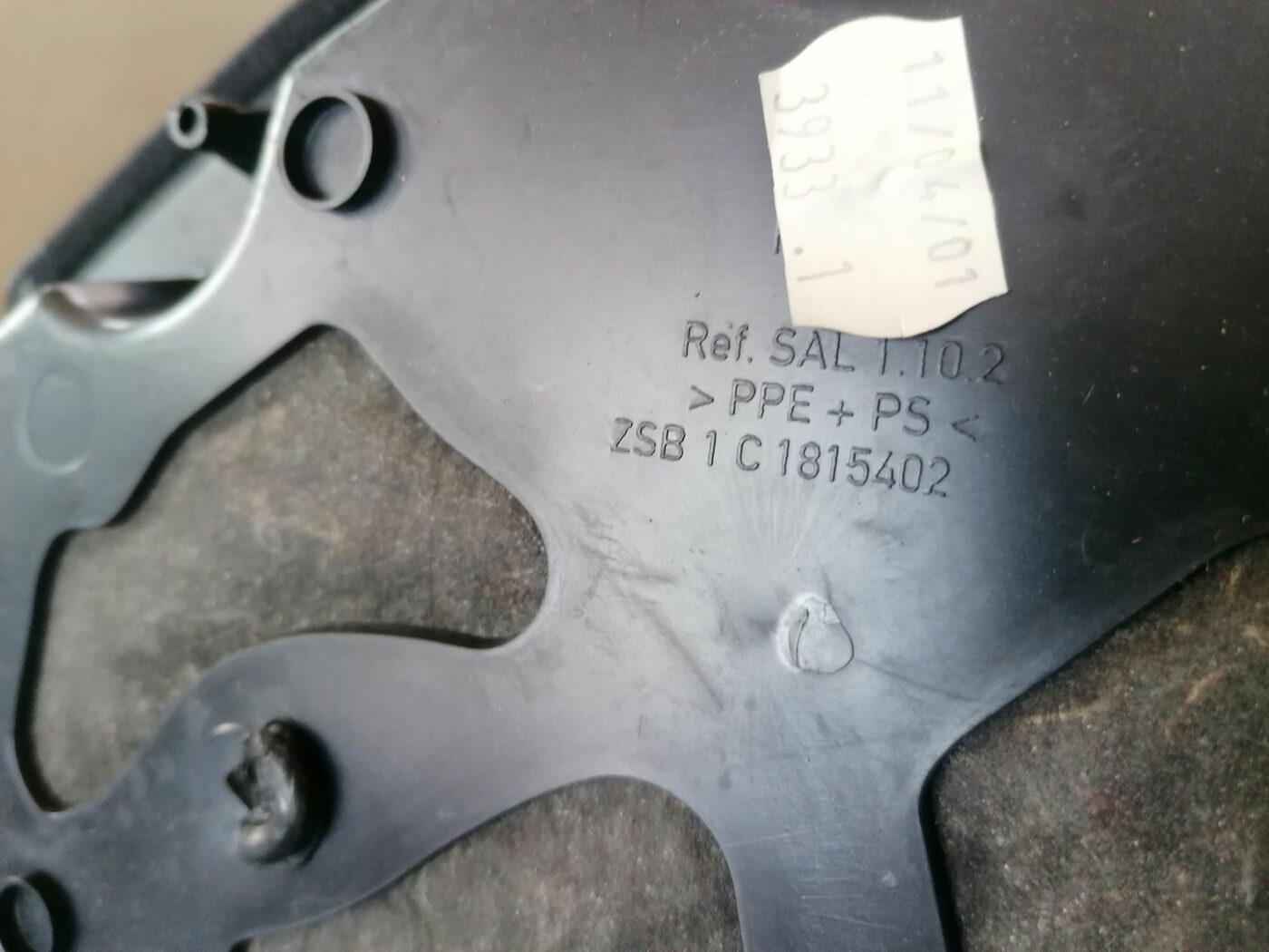 Salona plastmasa priekš VW NEW BEETLE 2001 3 Salona plastmasa priekš VW NEW BEETLE 2001