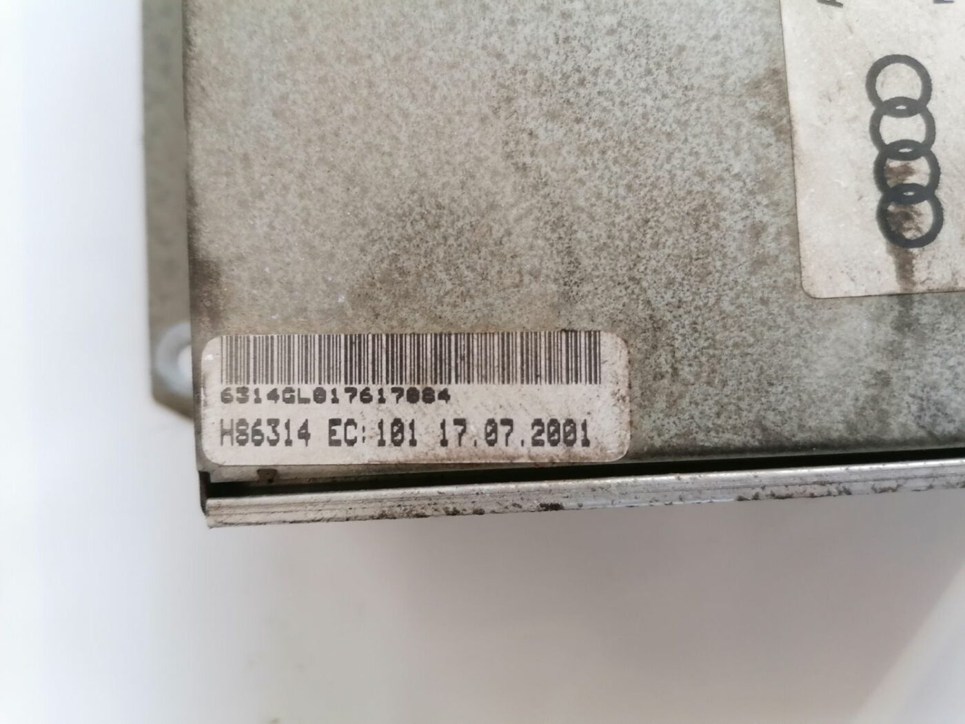 Audio pastiprinātāja bloks priekš AUDI A4 2001 SEDAN 4 Audio pastiprinātāja bloks priekš AUDI A4 2001 SEDAN