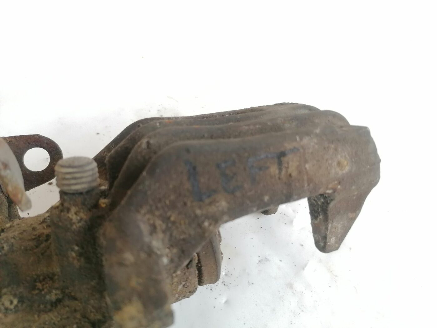 Aizmugurējais kreisais suports priekš AUDI A4 2001 SEDAN