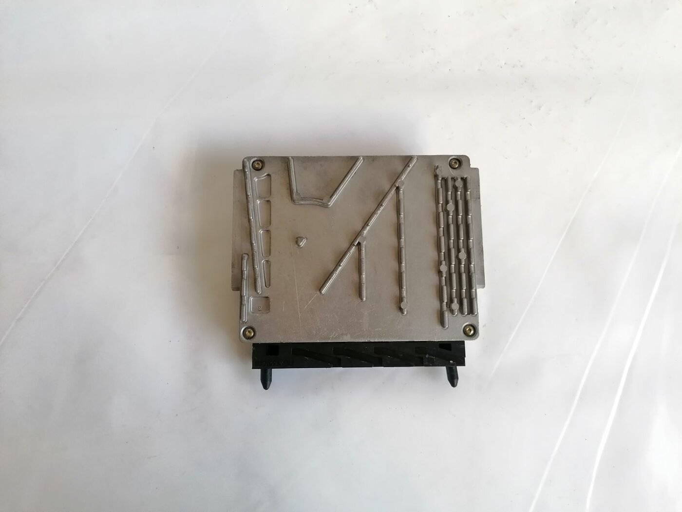 Dzinēja vadības bloks priekš VOLVO V70 2000 5 Dzinēja vadības bloks priekš VOLVO V70 2000