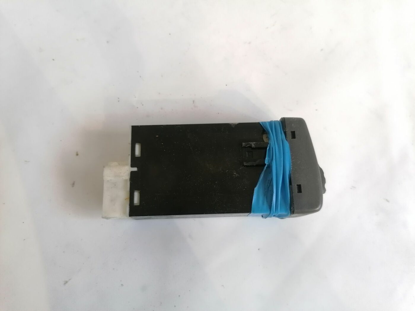 Gaismas spilgtuma regulēšanas poga priekš VOLVO V70 2000 5 Gaismas spilgtuma regulēšanas poga priekš VOLVO V70 2000