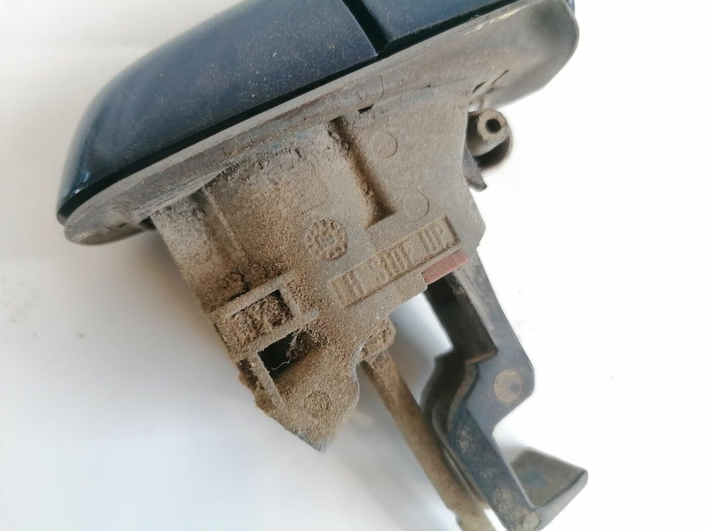 Priekšējāis kreisais durvju rokturis priekš VOLVO V70 2000 6 Priekšējāis kreisais durvju rokturis priekš VOLVO V70 2000