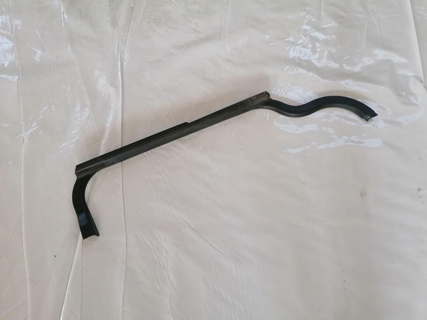 Sliekšņa priekšēja kreisa uzlika (salonā) priekš VOLVO V70 2000 1 Sliekšņa priekšēja kreisa uzlika (salonā) priekš VOLVO V70 2000