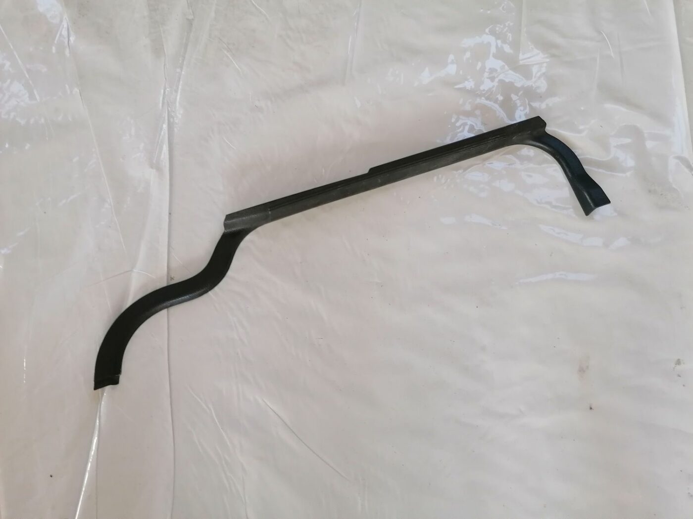 Sliekšņa priekšēja laba uzlika (salonā) priekš VOLVO V70 2000 1 Sliekšņa priekšēja laba uzlika (salonā) priekš VOLVO V70 2000