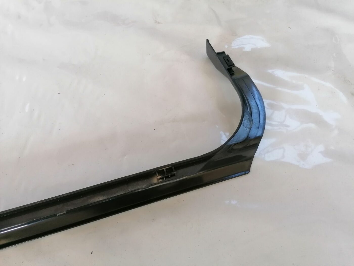 Sliekšņa priekšēja laba uzlika (salonā) priekš VOLVO V70 2000 5 Sliekšņa priekšēja laba uzlika (salonā) priekš VOLVO V70 2000