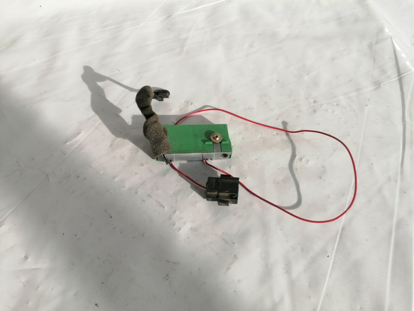 Antenas pastiprinātāja bloks priekš VOLVO V70 2000 1 Antenas pastiprinātāja bloks priekš VOLVO V70 2000