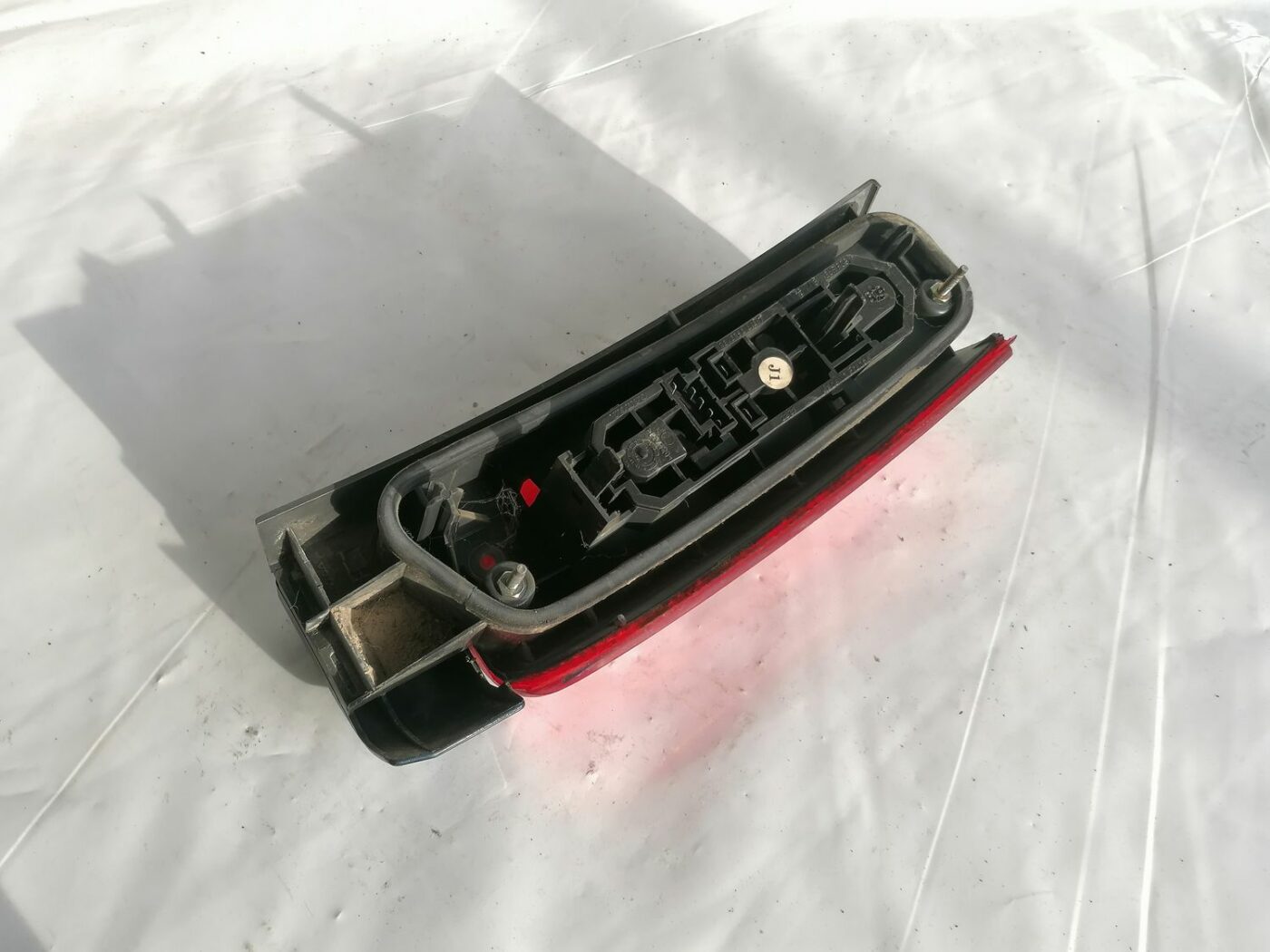 Aizmugurējais kreisais lukturis priekš VOLVO V70 2000