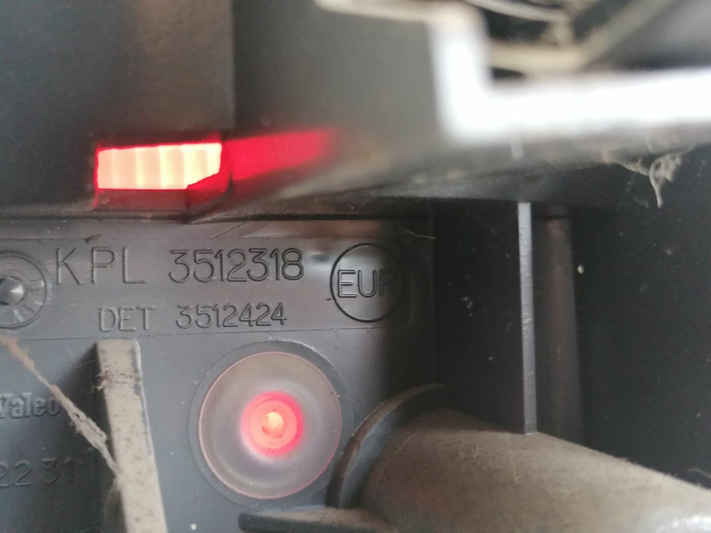 Aizmugurējais kreisais lukturis priekš VOLVO V70 2000