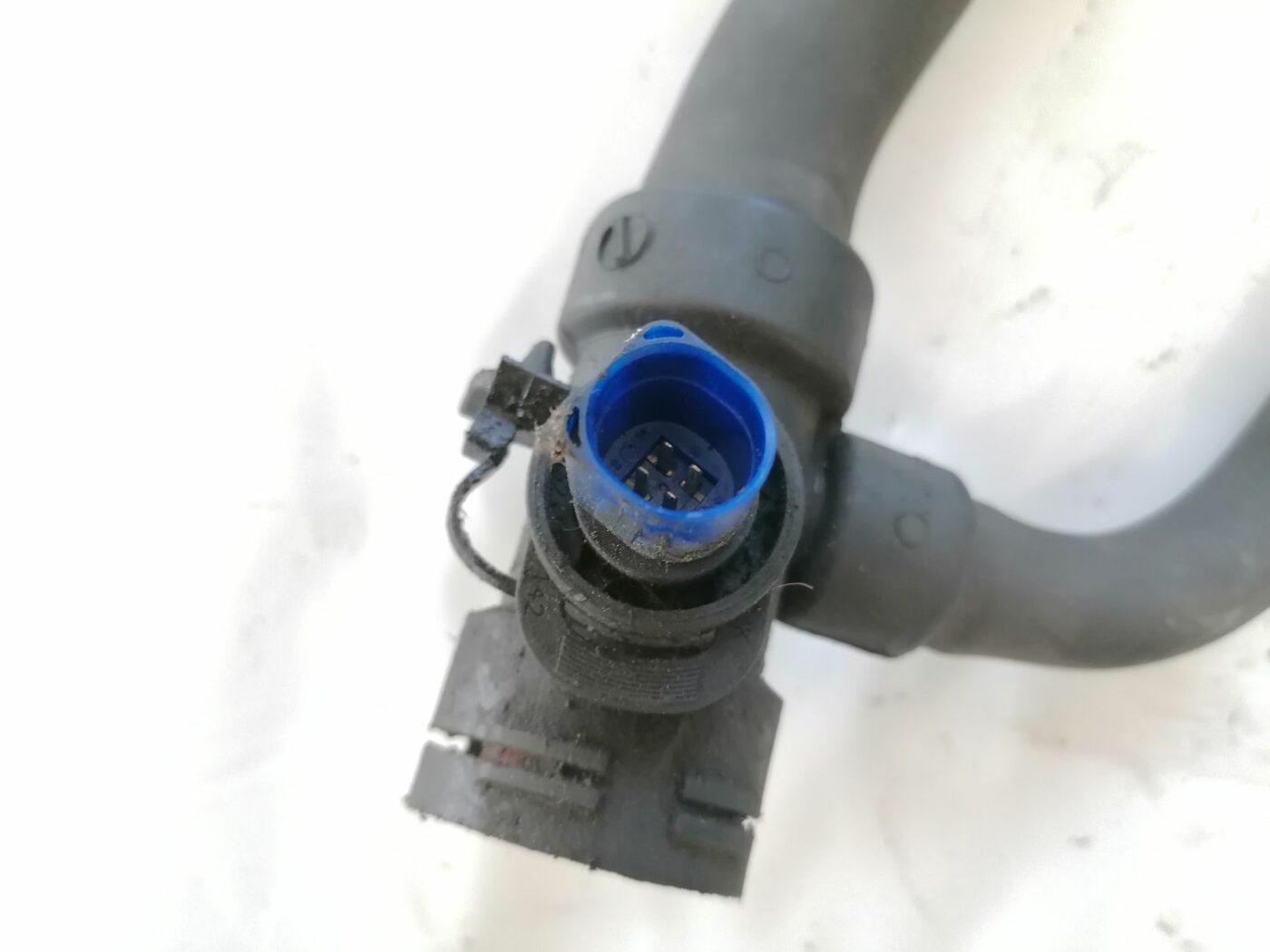 Temperatūras devejs priekš VW PASSAT 2003 UNIVERSAL BLUE 5 Temperatūras devejs priekš VW PASSAT 2003 UNIVERSAL BLUE