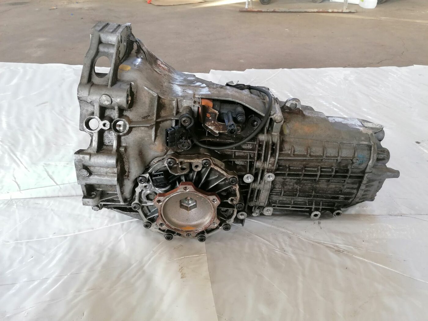 Mehāniska pārnesumkārba priekš VW PASSAT 2003 UNIVERSAL BLUE