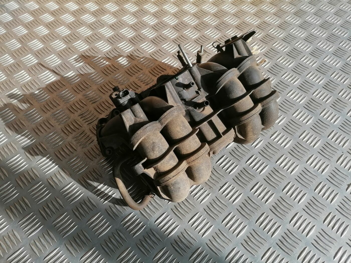 Ieplūdes kolektors priekš HONDA CIVIC 2004