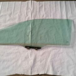 Priekšējo kreiso durvju stikls priekš HONDA CIVIC 2004