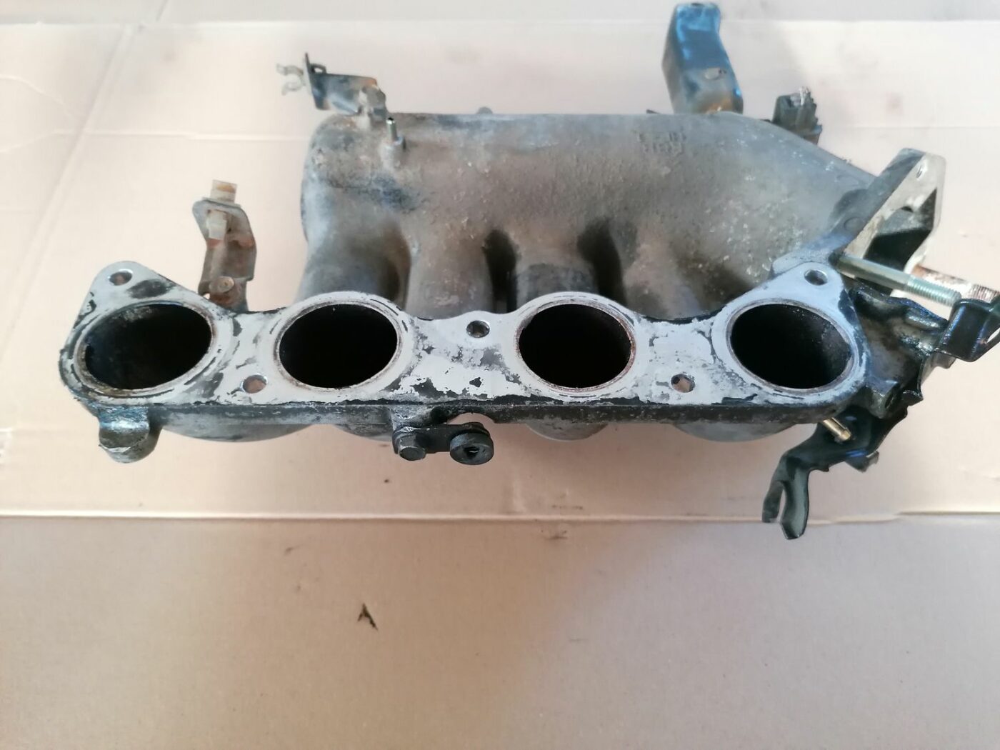 Ieplūdes kolektors priekš HONDA ACCORD 2003 SILVER 6 Ieplūdes kolektors priekš HONDA ACCORD 2003 SILVER