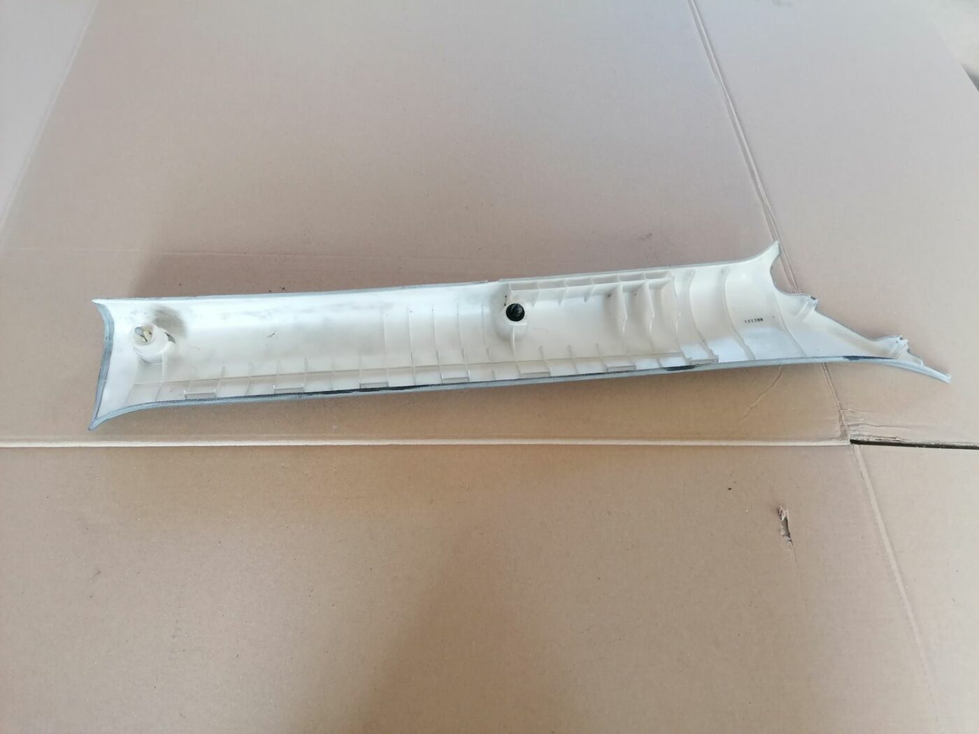 Priekšējas salona statnes apdare priekš HONDA ACCORD 2003 SILVER 4 Priekšējas salona statnes apdare priekš HONDA ACCORD 2003 SILVER