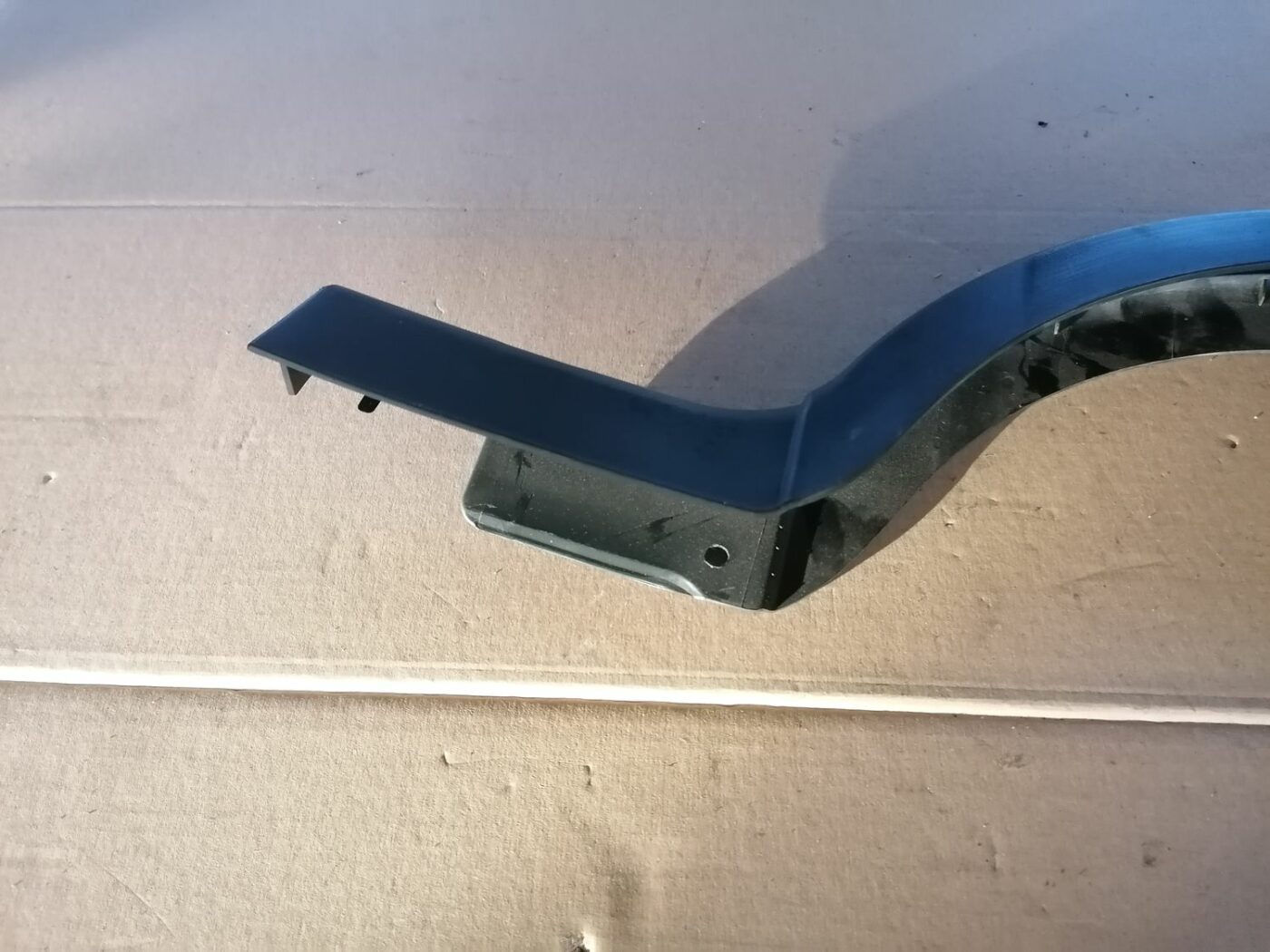 Bagažnieka eņģes uzlika priekš HONDA ACCORD 2003 SILVER