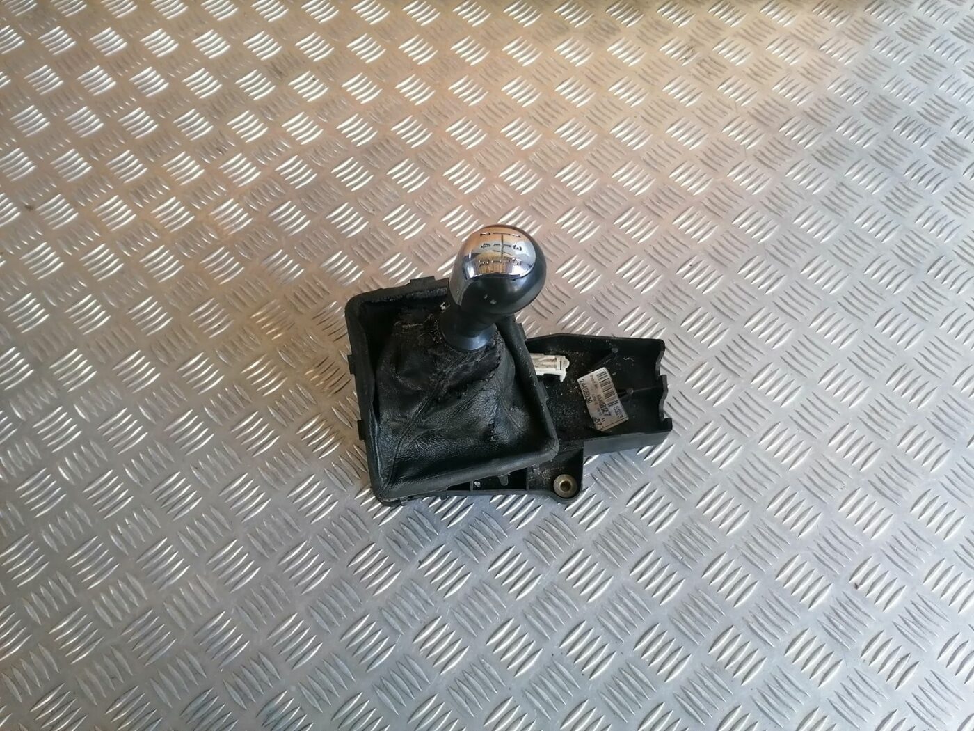 Ātrumu pārslēgšanas slēdzis priekš OPEL VECTRA C 2002