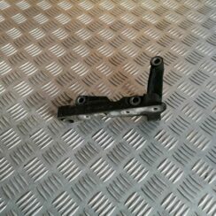 Dzinēja kronšteins priekš OPEL VECTRA C 2002