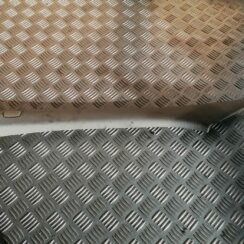 Priekšējas salona statnes apdare priekš OPEL VECTRA C 2002