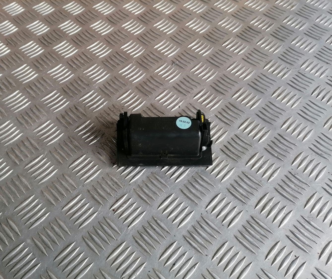 Pelnu trauks priekš OPEL VECTRA C 2002 6 Pelnu trauks priekš OPEL VECTRA C 2002