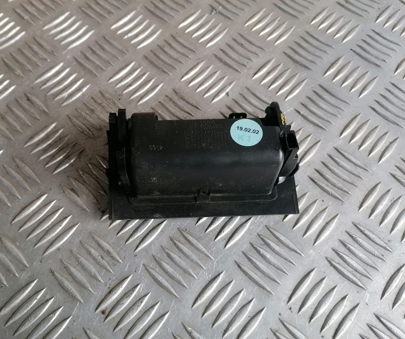 Pelnu trauks priekš OPEL VECTRA C 2002 5 Pelnu trauks priekš OPEL VECTRA C 2002