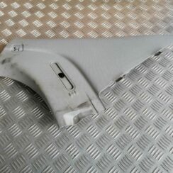 Aizmugurējas salona statnes apdare priekš OPEL VECTRA C 2002