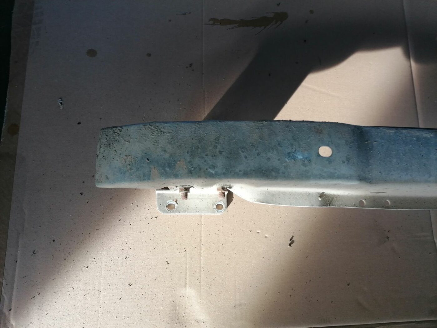 Aizmugurējā bufera pastiprinātājs priekš OPEL VECTRA C 2002 2 Aizmugurējā bufera pastiprinātājs priekš OPEL VECTRA C 2002