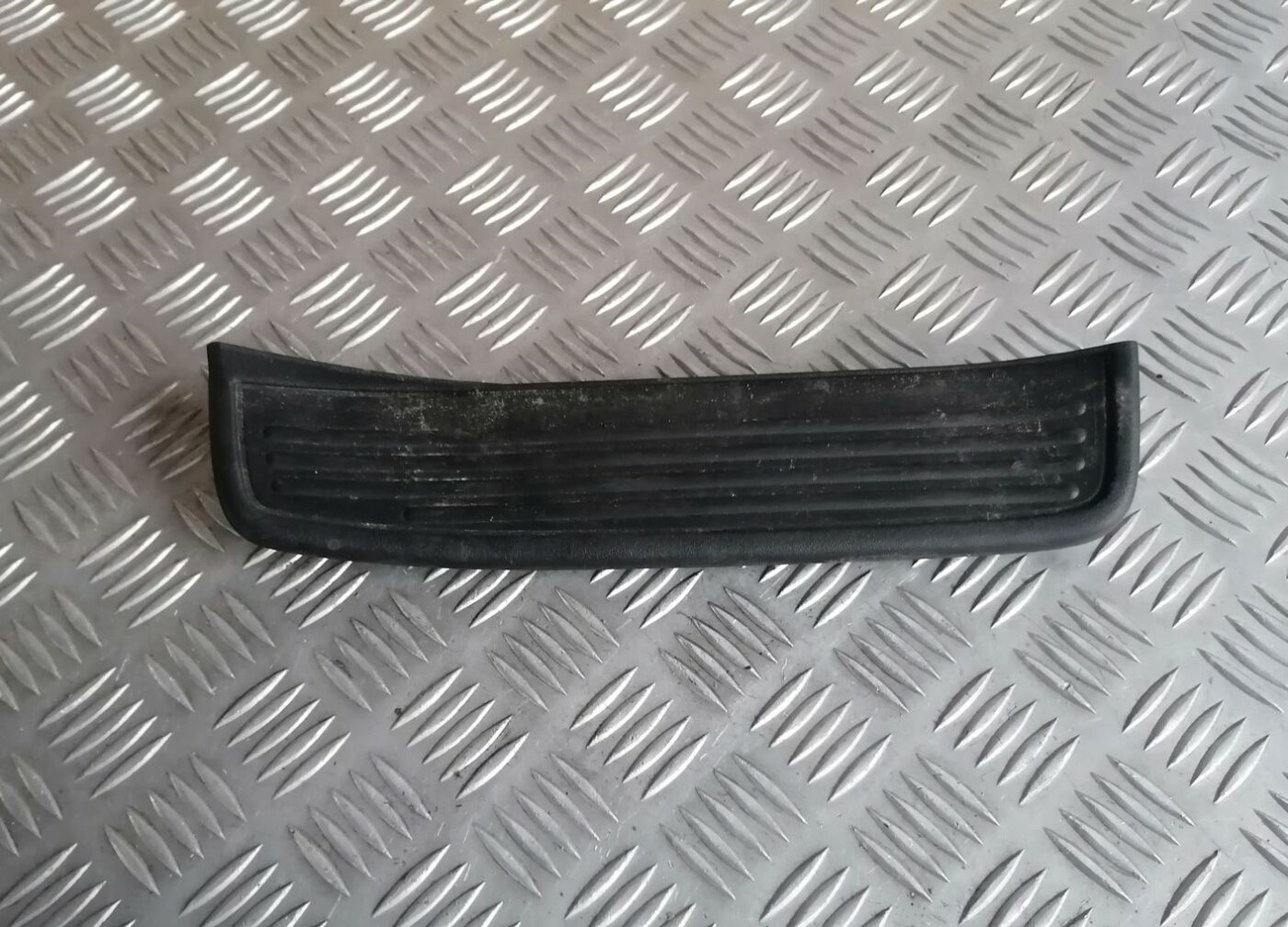 Sliekšņa aizmugurēja laba uzlika (salonā) priekš HONDA ACCORD 2008