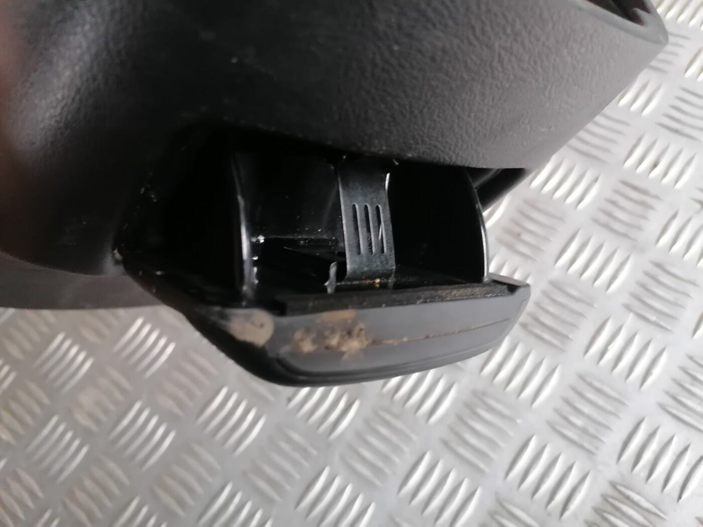 Centrālās konsoles (apdares) aizmugurēja daļa priekš HONDA ACCORD 2008 5 Centrālās konsoles (apdares) aizmugurēja daļa priekš HONDA ACCORD 2008