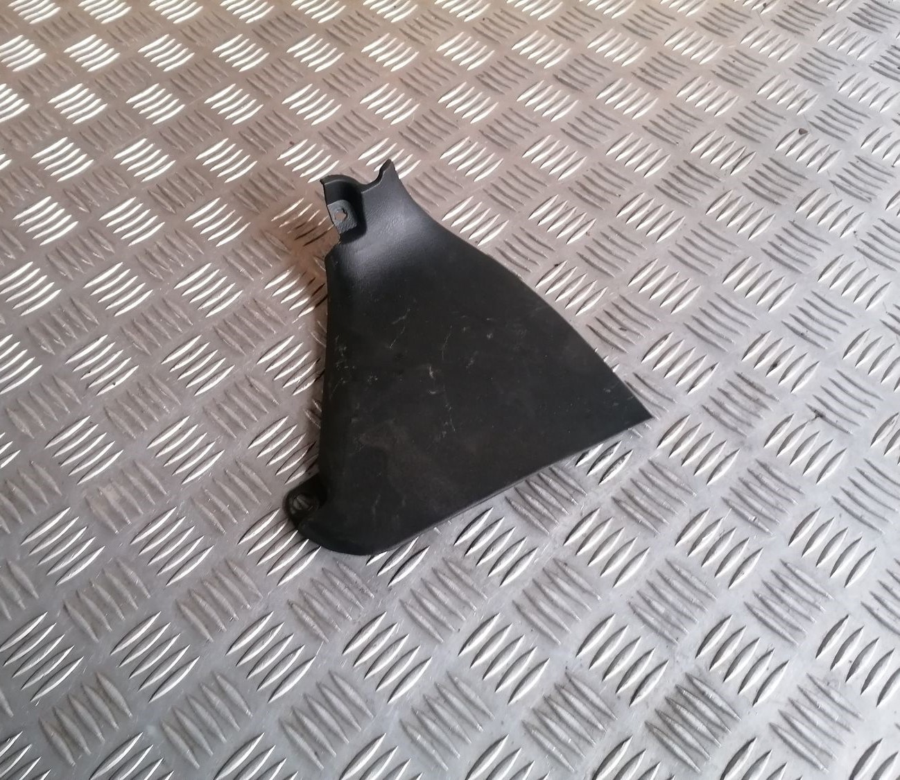 Centrālās konsoles (apdares) sānu panelis priekš HONDA ACCORD 2008