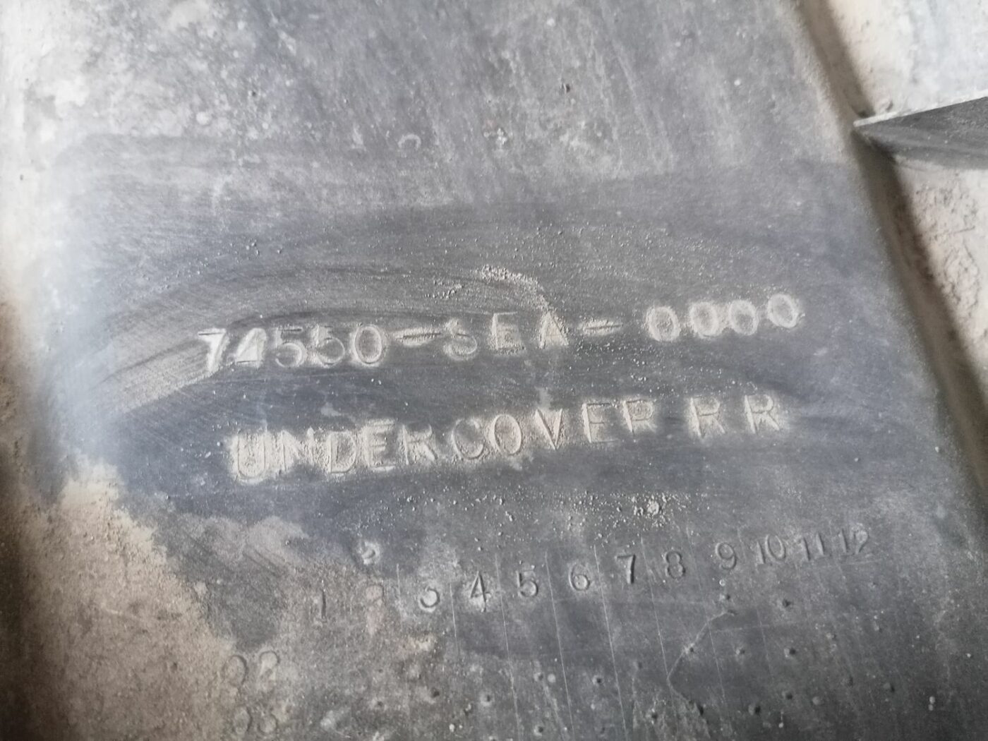 Virsbūves apakšējais aizsargs priekš HONDA ACCORD 2008