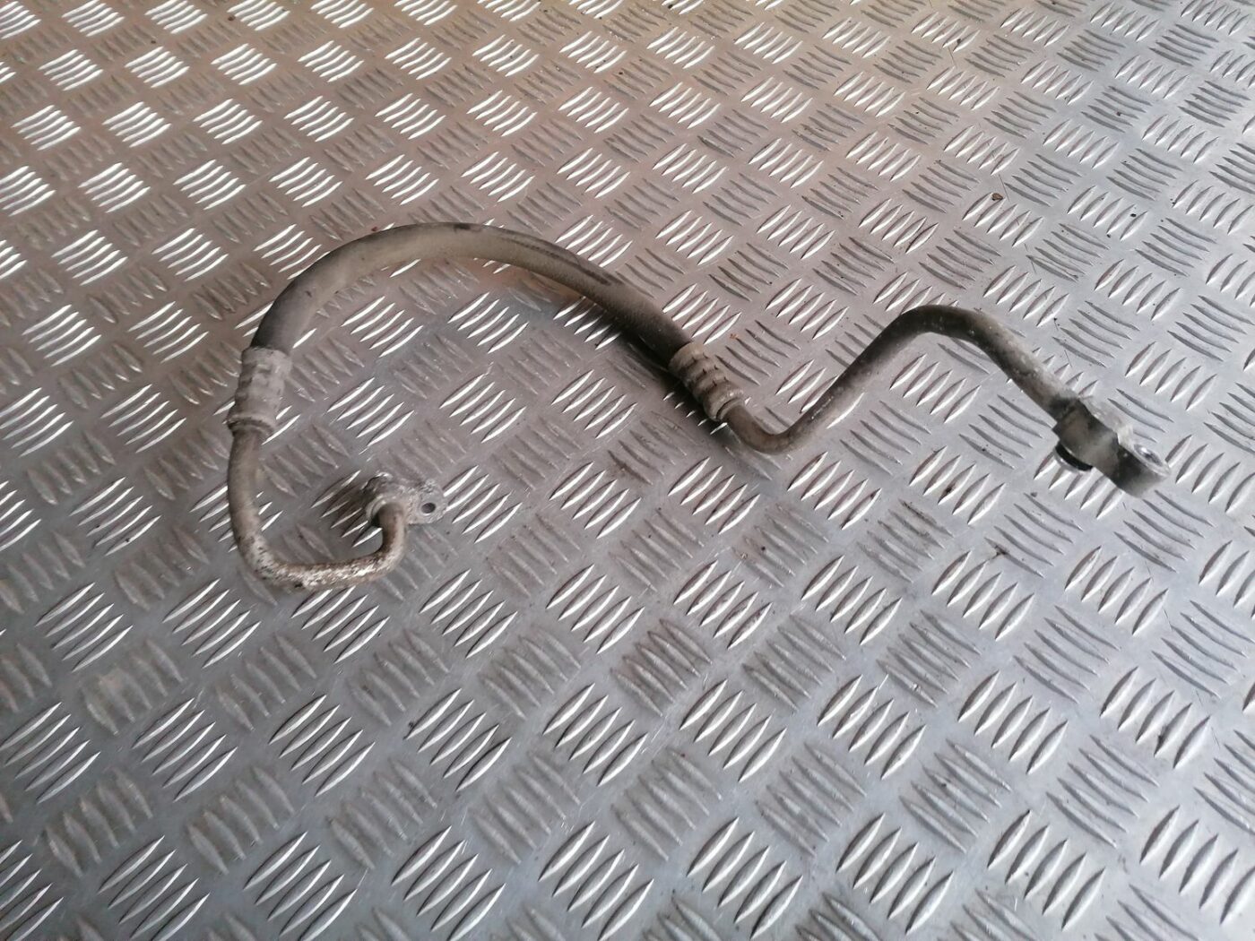 Gaisa kondicioniera caurule priekš HONDA ACCORD 2008