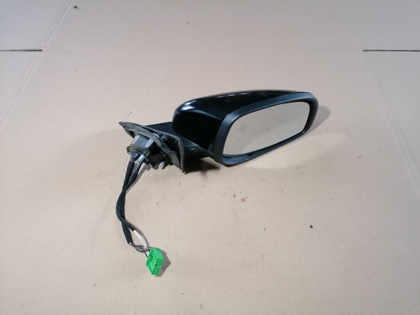 Ārējais spogulis, pa labi priekš VOLVO S60 2004 6 Ārējais spogulis, pa labi priekš VOLVO S60 2004