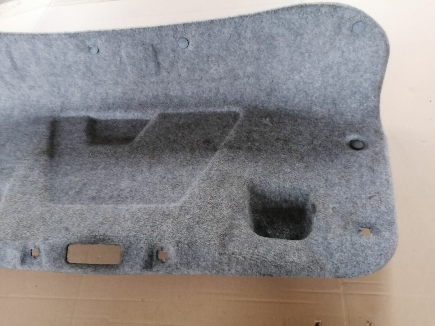 Bagāžnieka vāka liela apdare priekš VOLVO S60 2004