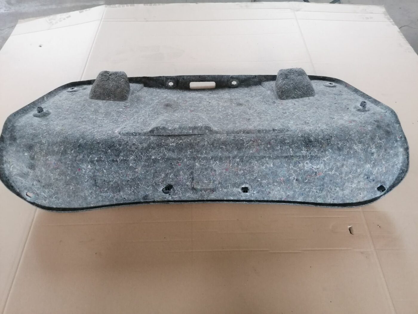 Bagāžnieka vāka liela apdare priekš VOLVO S60 2004