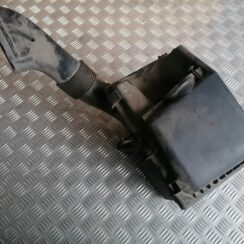 Gaisa filtra korpuss priekš VOLVO S60 2004