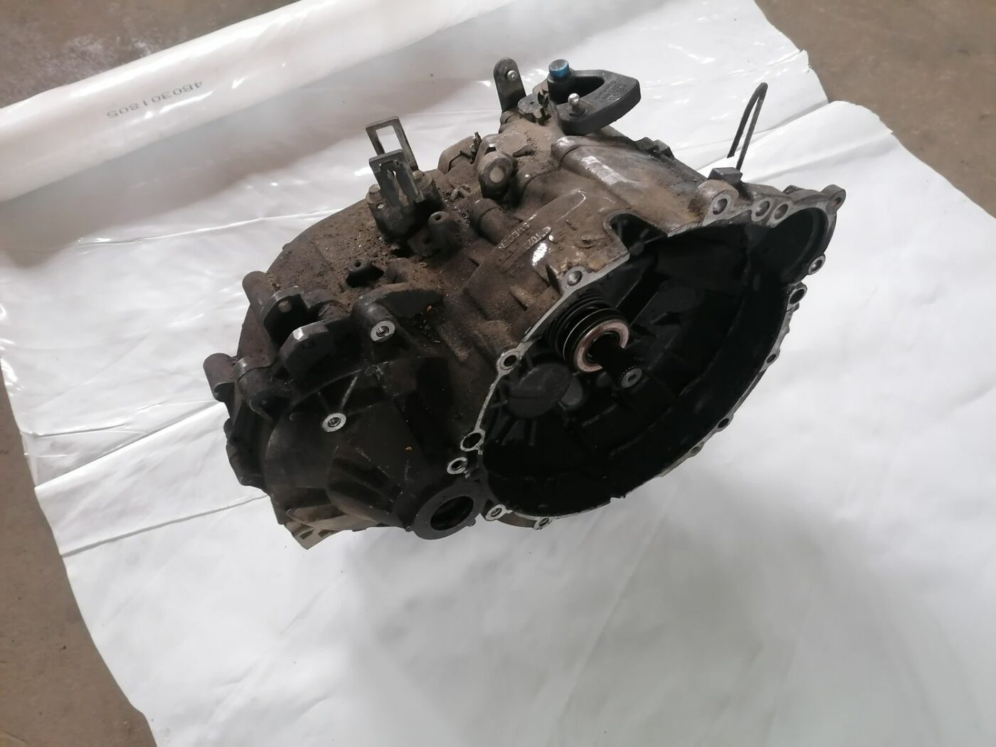 Mehāniska pārnesumkārba priekš VOLVO S60 2004