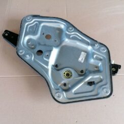 Stikla pacelšanas mehānisma panele priekš SKODA YETI 2012