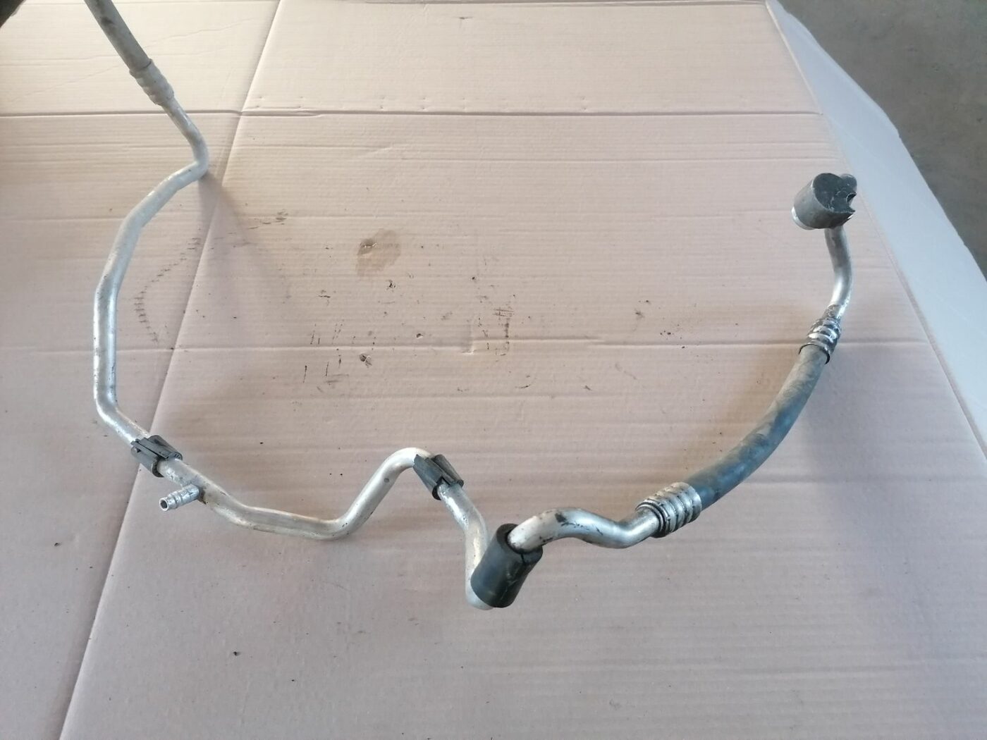 Gaisa kondicioniera galvenā caurule priekš SKODA YETI 2012