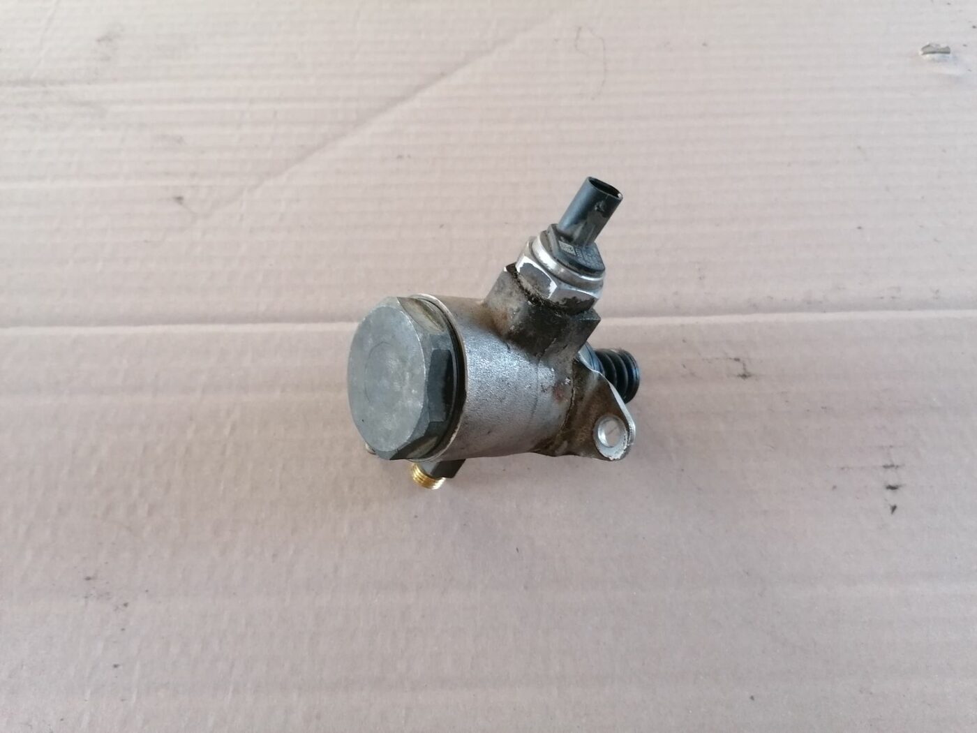 Augstspiediena degvielas sūknis priekš SKODA YETI 2012 5 Augstspiediena degvielas sūknis priekš SKODA YETI 2012