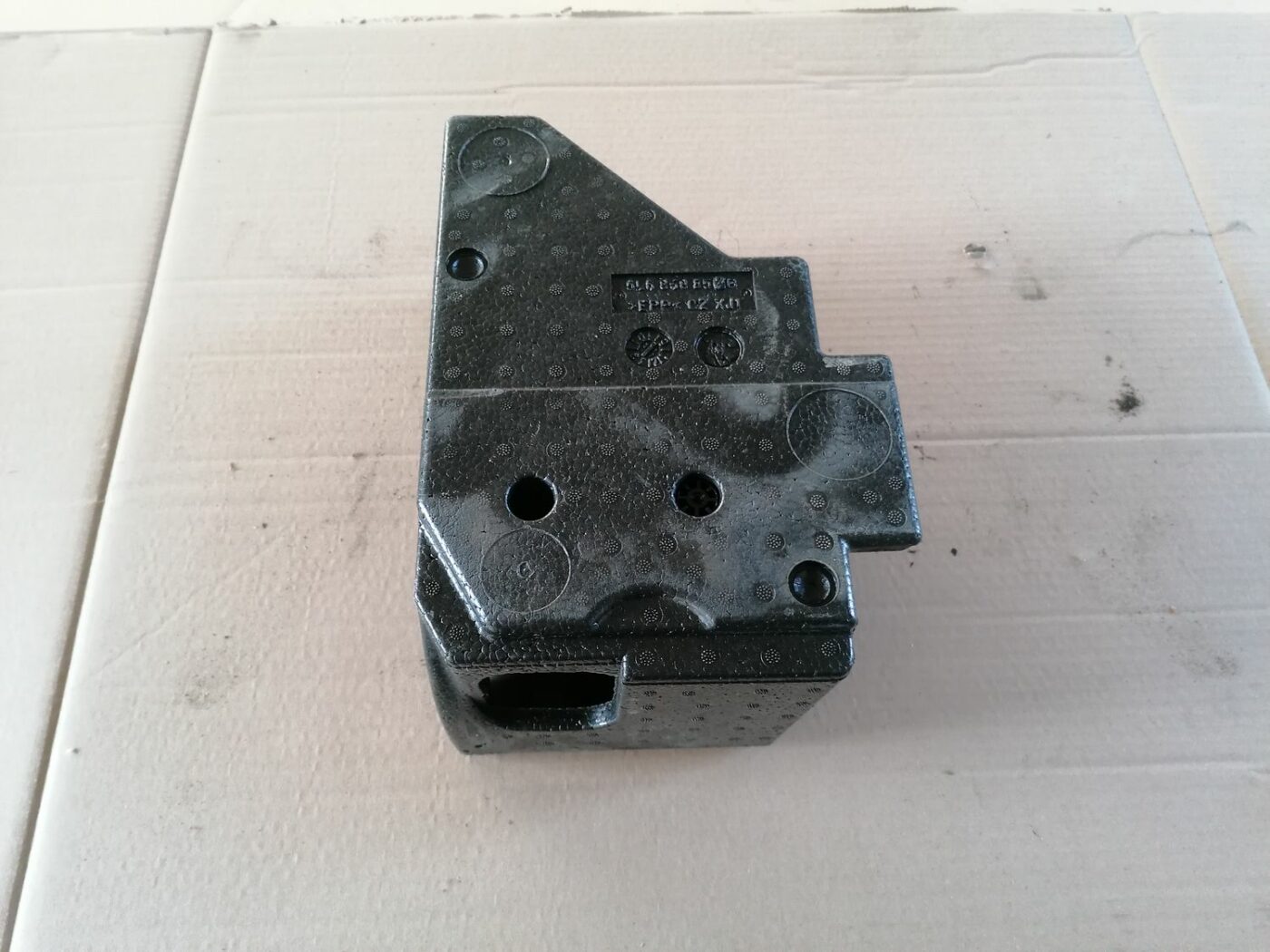 Bagāžnieka nodalījuma instrumentu ieliktnis priekš SKODA YETI 2012 4 Bagāžnieka nodalījuma instrumentu ieliktnis priekš SKODA YETI 2012