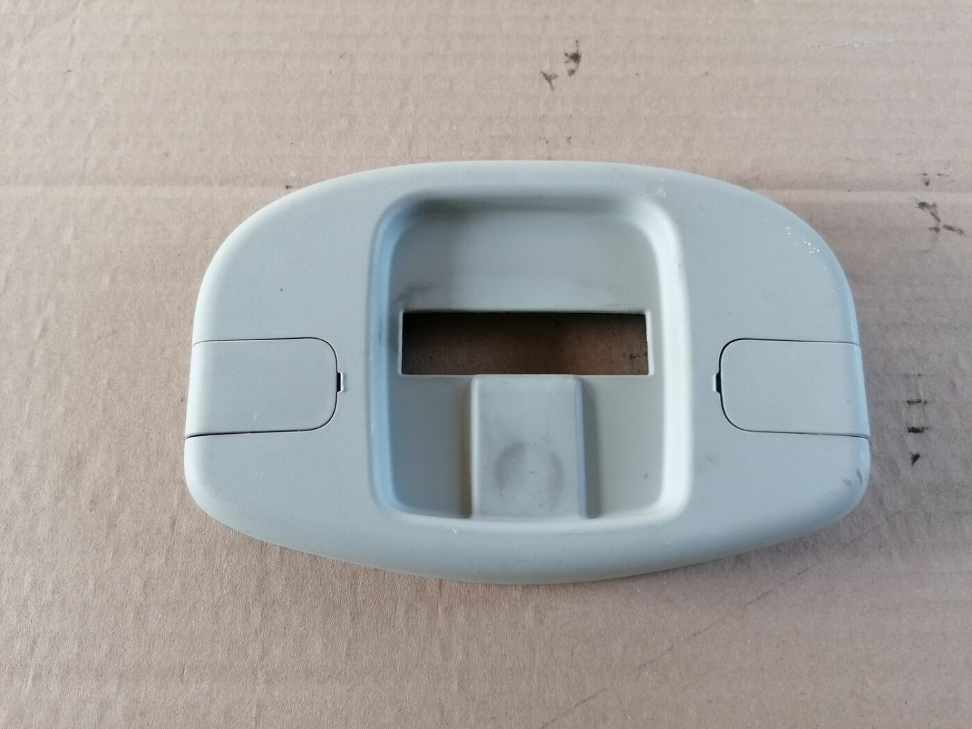 Salona plastmasa priekš SKODA YETI 2012